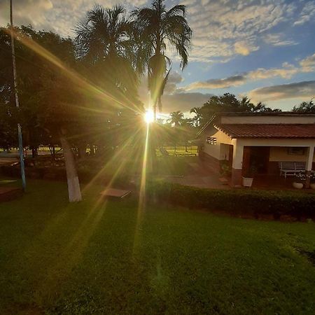 Associacao Sabesp Cardoso - Sp Hotell Exteriör bild